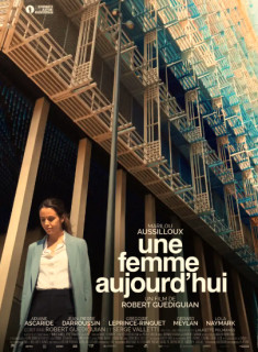 UNE FEMME D'AUJOURD'HUI