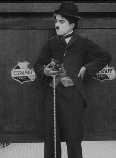 CHARLOT MUSICIEN